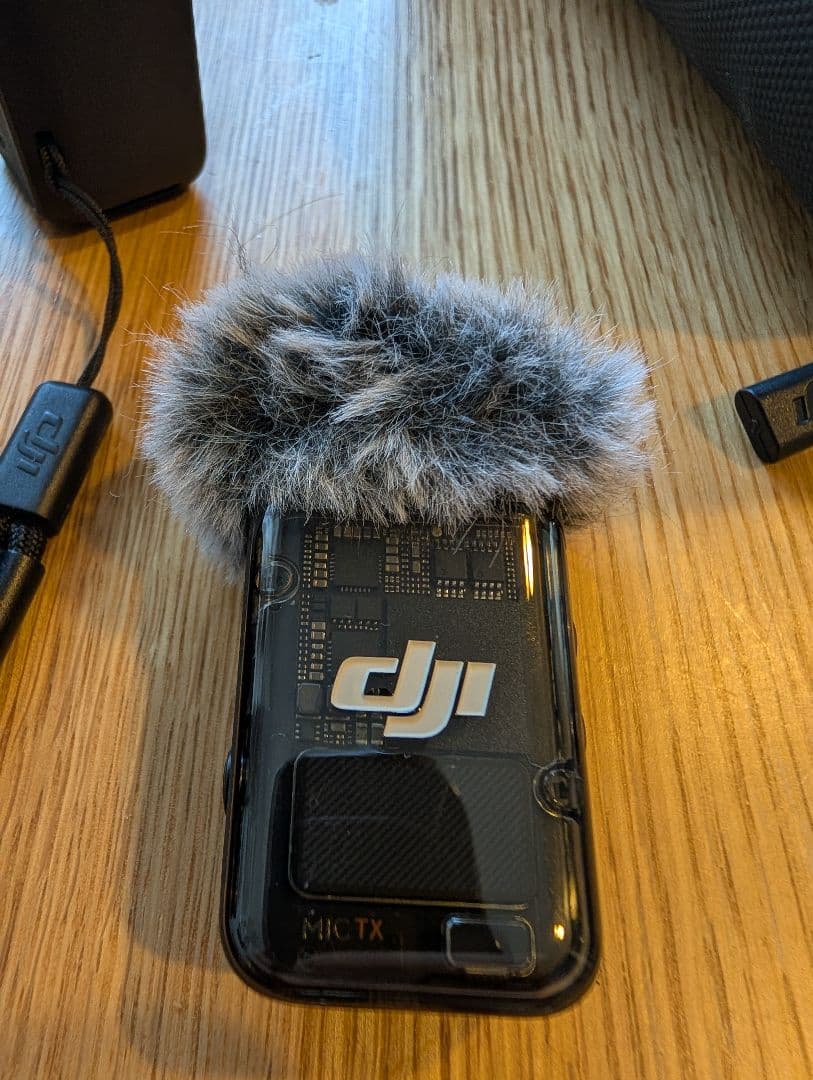 【美品】DJI Osmo Pocket 3 クリエイター コンボ