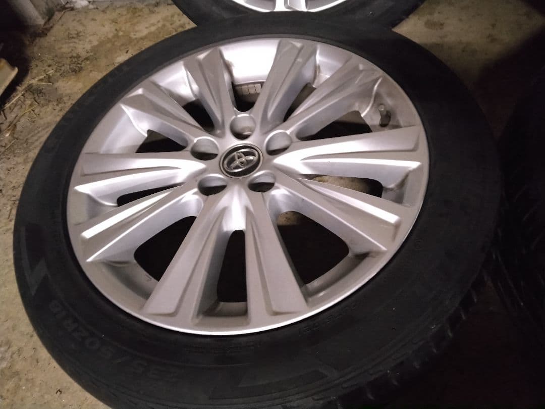 z*z様 30アルファード純正ホイールタイヤSET235/50R18サマータイヤ