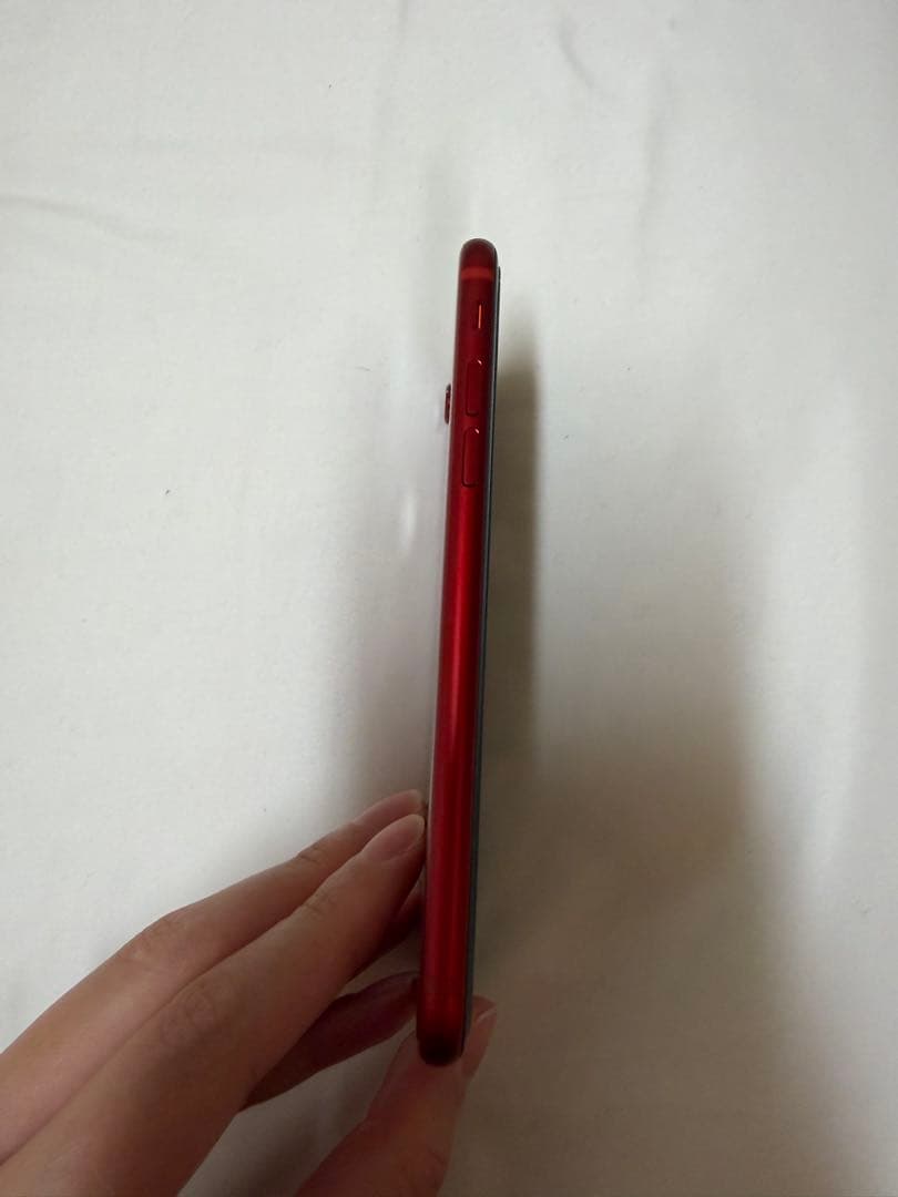 Apple iPhone8 レッド