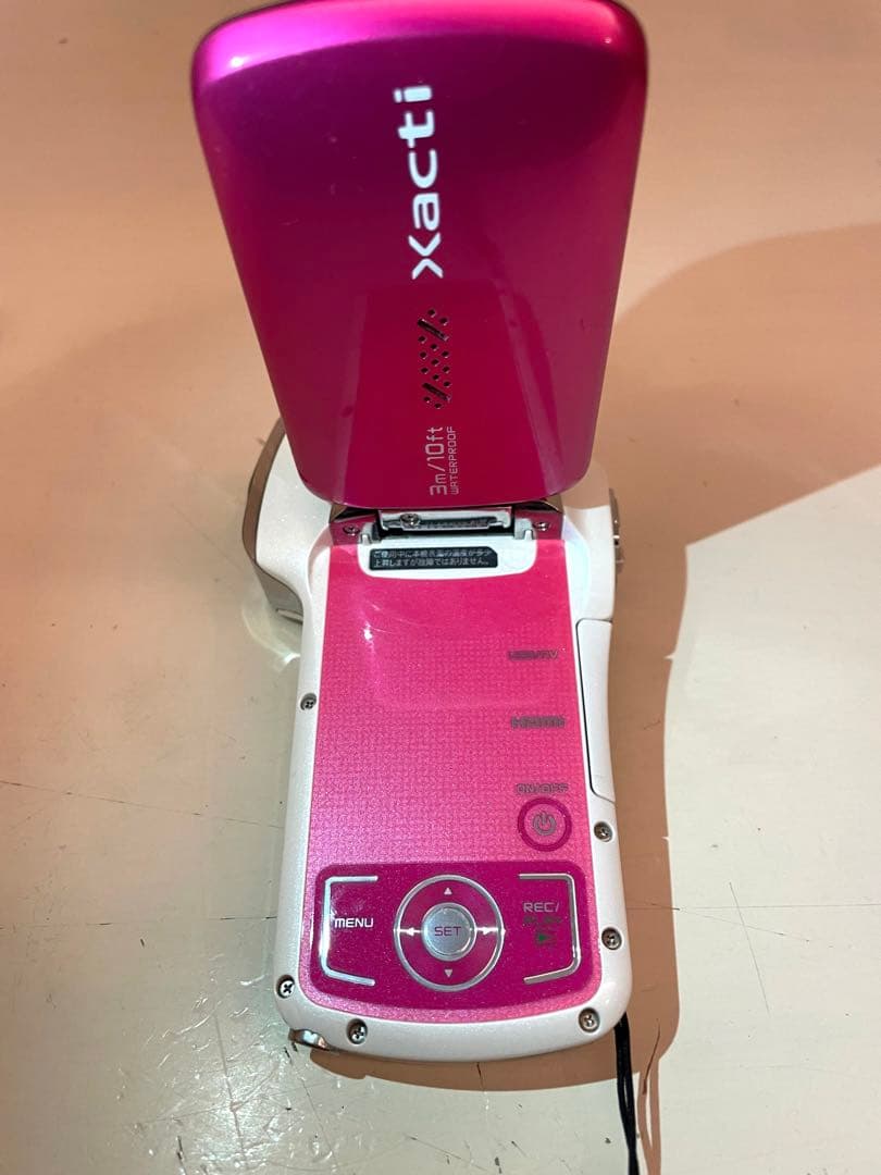 【美品】SANYO Xacti DMX-CA100 ピンク　デジタルビデオカメラ