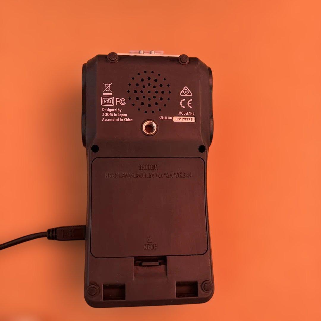 ZOOM H6 ハンディレコーダー