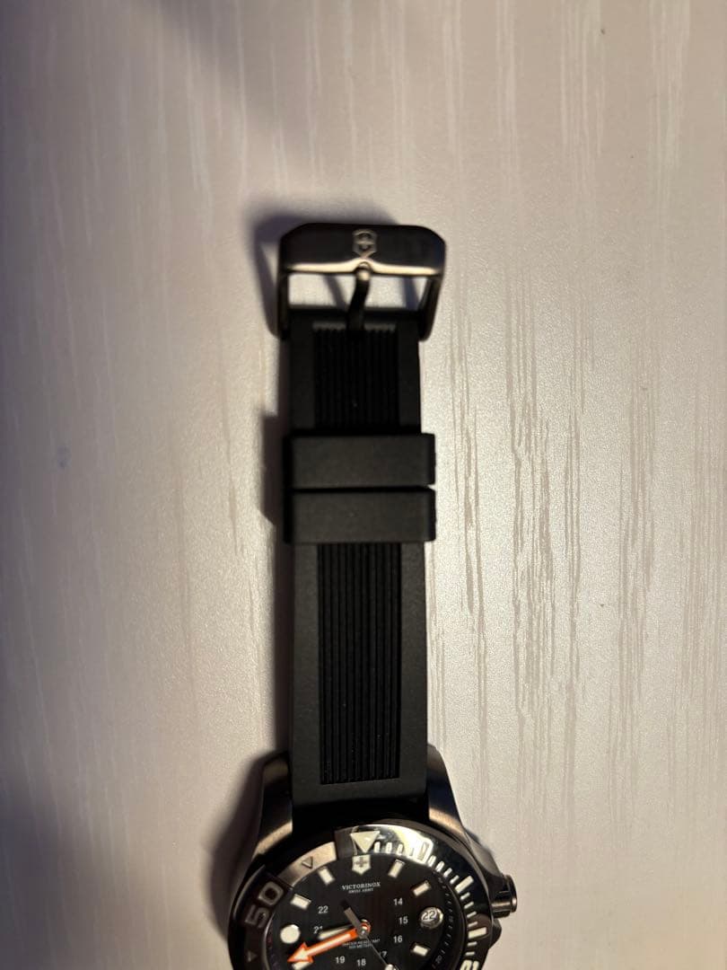 Victorinox SWISS ARMY 防水 GENUINE RUBBER