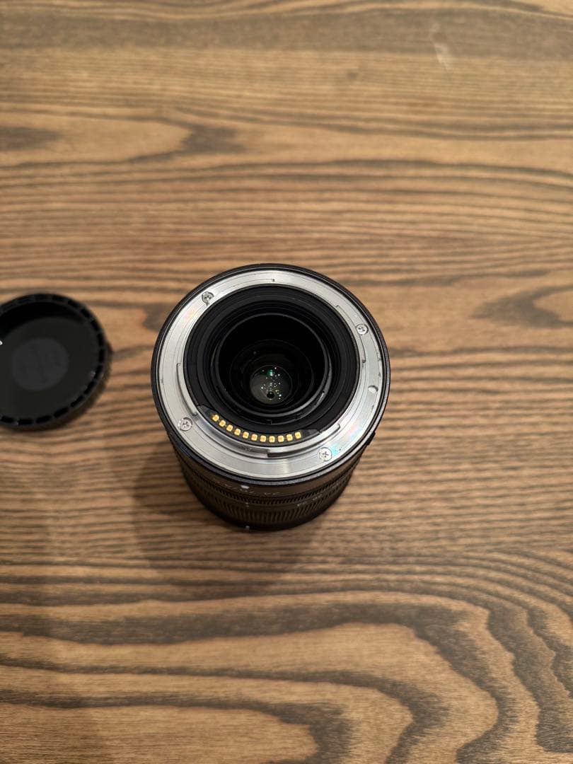 NIKKOR 24-70mm f/4 ズームレンズ