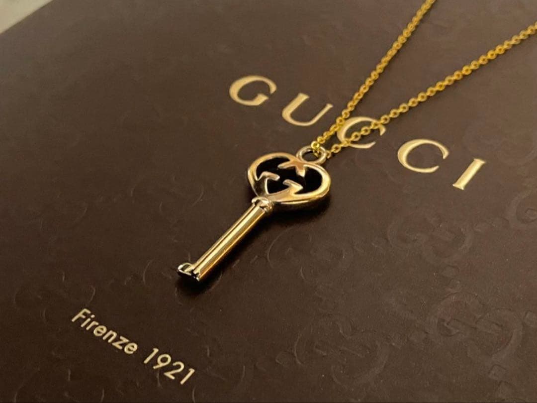 ★新品同様 GUCCI GGロゴハートチャームネックレス 【確実正規品】