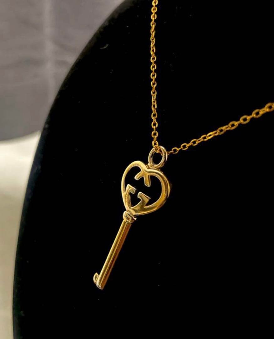 ★新品同様 GUCCI GGロゴハートチャームネックレス 【確実正規品】