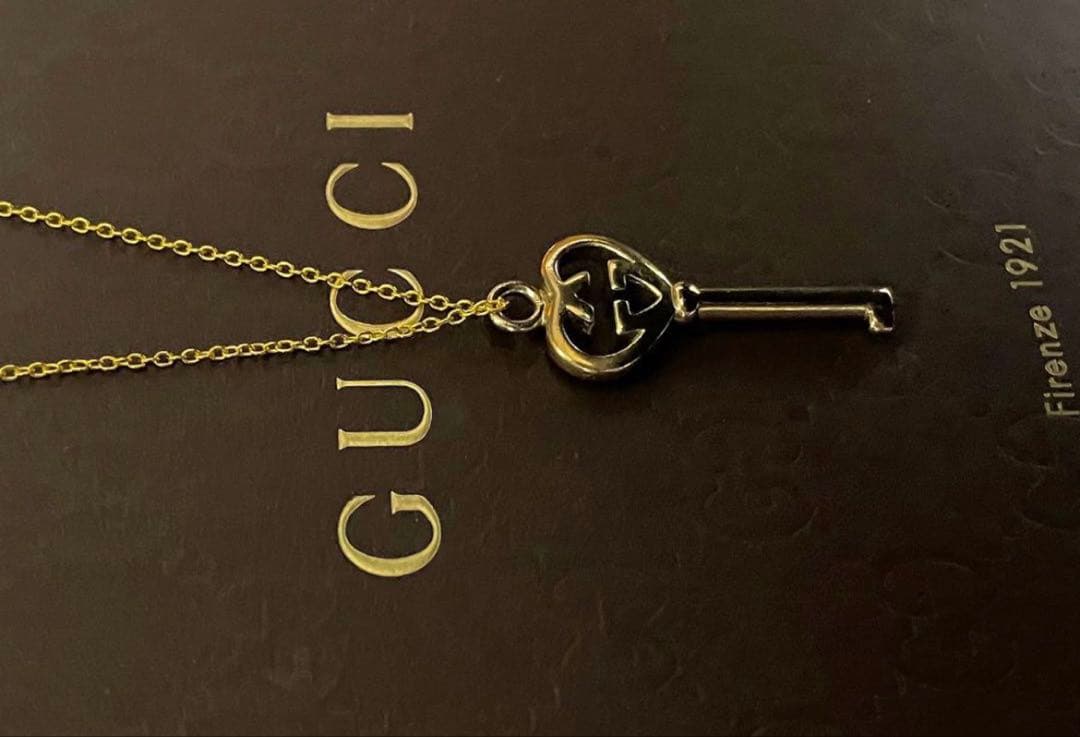 ★新品同様 GUCCI GGロゴハートチャームネックレス 【確実正規品】