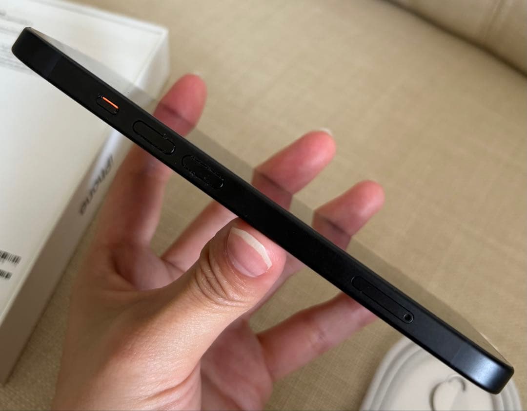 Apple iPhone 15 ブラック 128GB