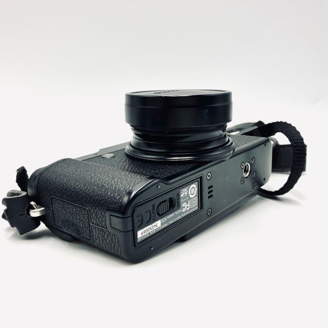❁大人気！❁FUJIFILM フジフィルム X20 プレミアムコンデジ ブラック