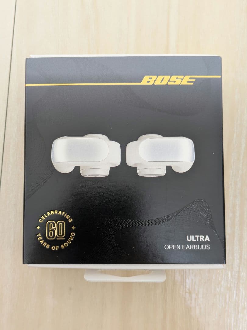 BOSE ULTRA OPEN EARBUDS　充電ケースと右耳のみ