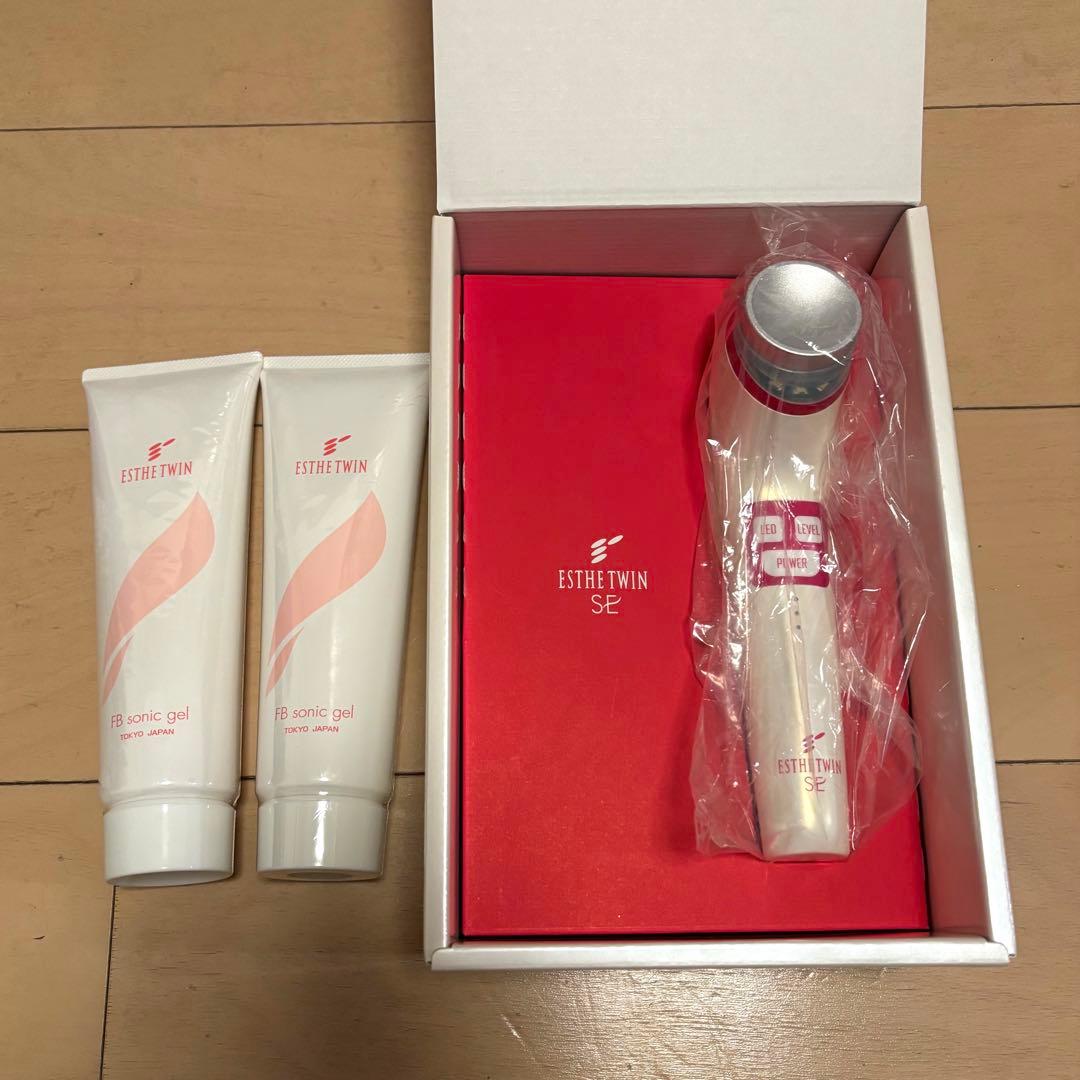 美顔器　ESTHETWIN SE FB sonic gel 2本付き