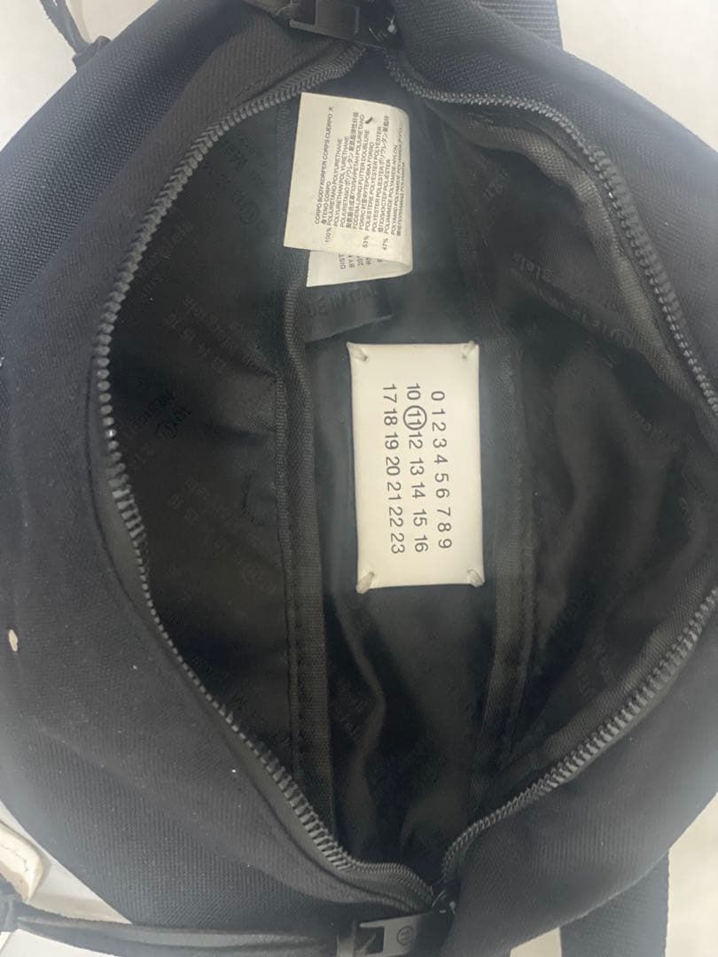 マルジェラ　ボディバッグ