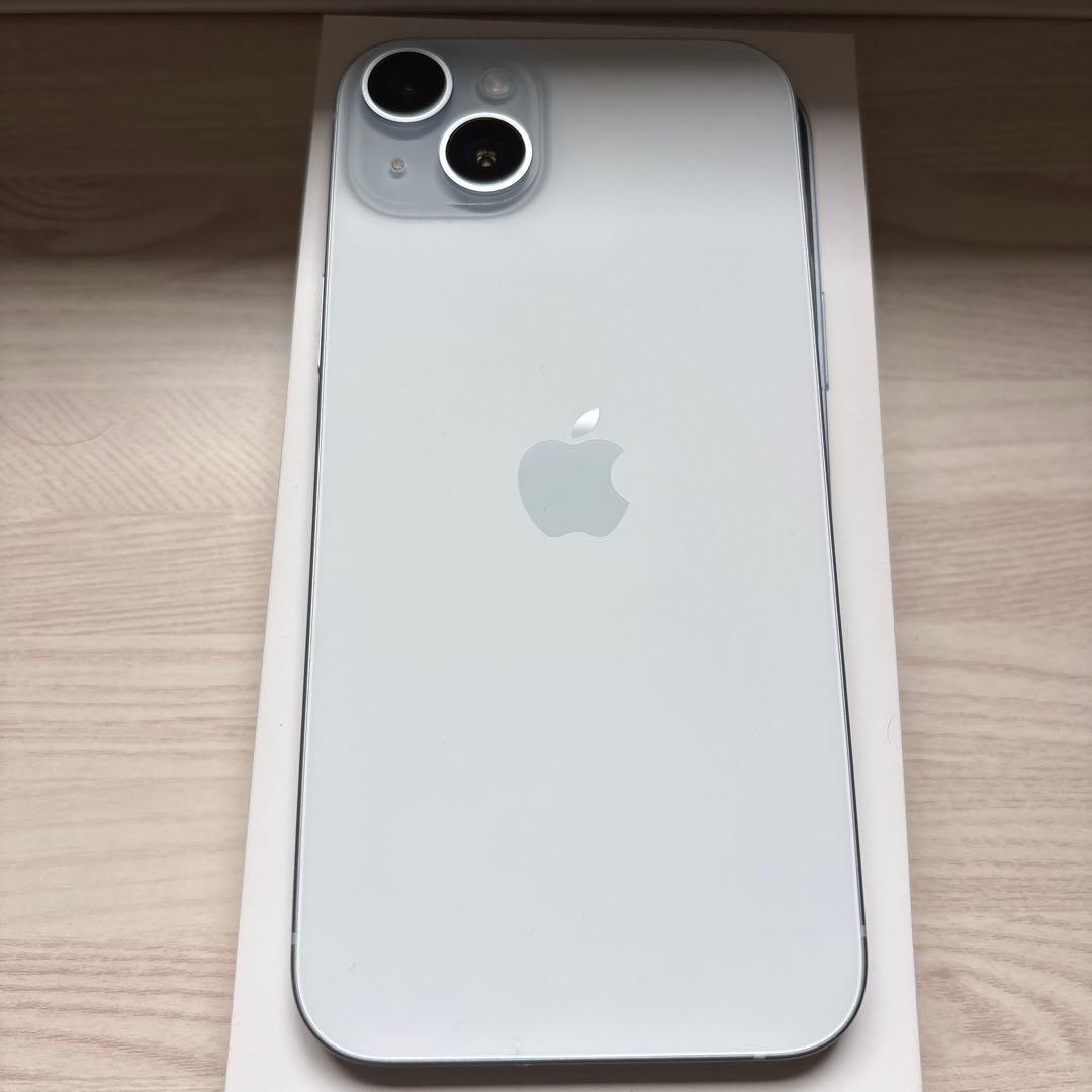 iPhone15plus 128gb ブルー　アイフェイスケース付き