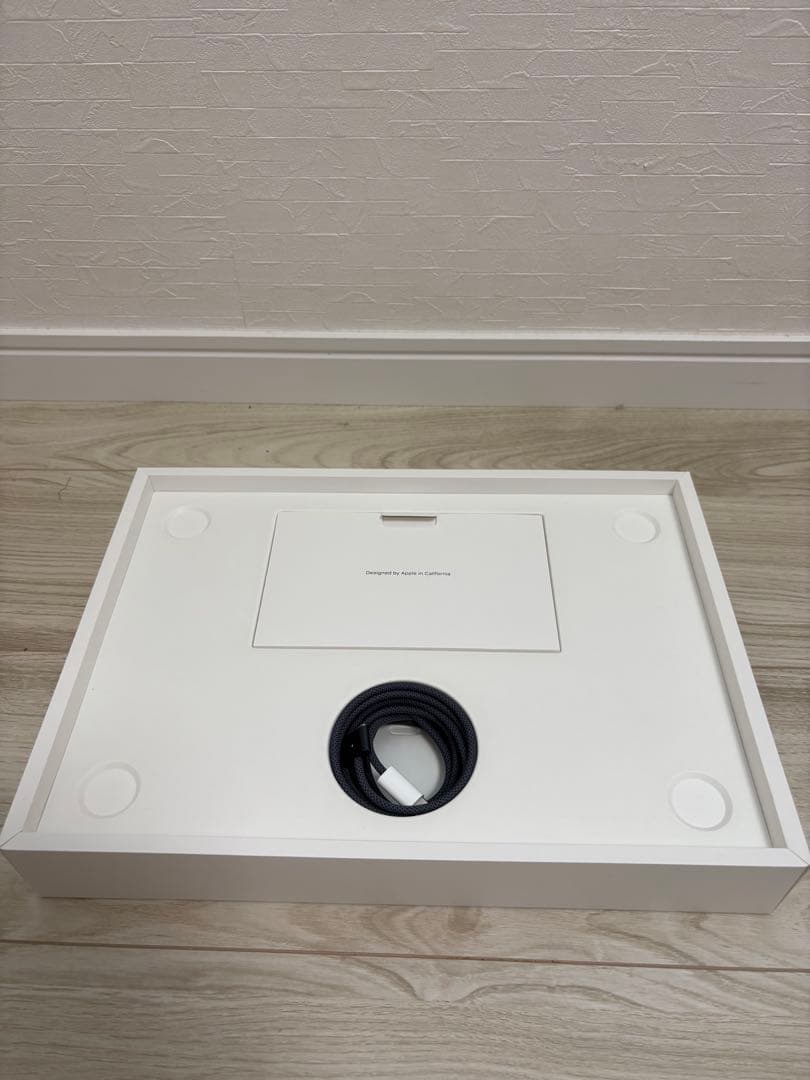 MacBook Air 13.3インチ M2 8GB 256GBスペースグレー