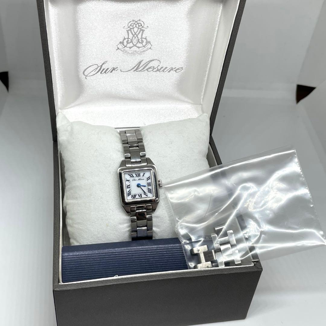 HIROB ソーラー腕時計 スクエア ローマ数字 箱付　コマ付き