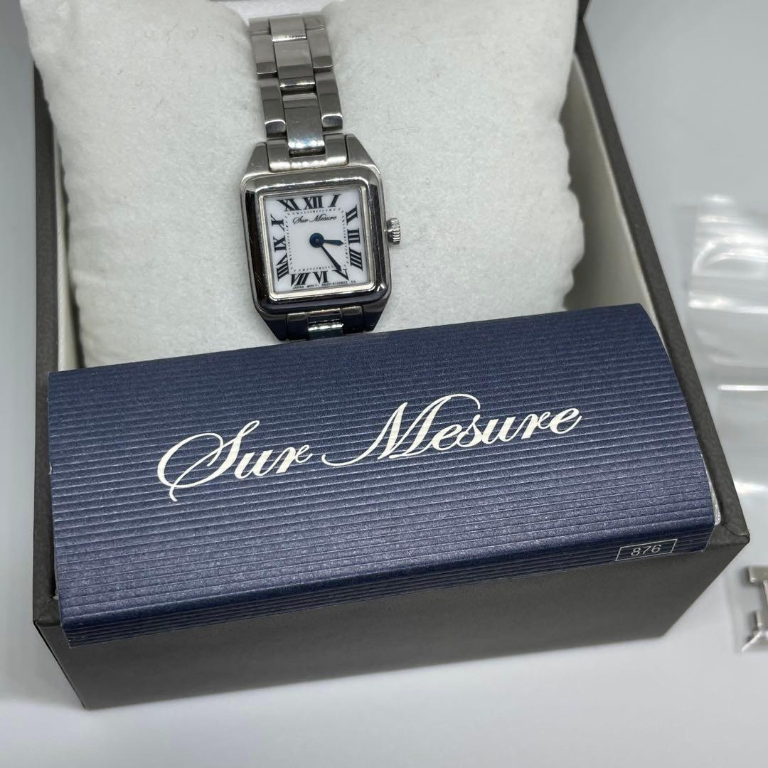 HIROB ソーラー腕時計 スクエア ローマ数字 箱付　コマ付き