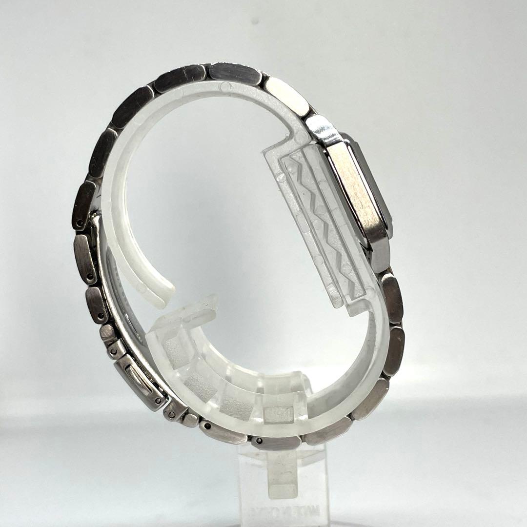 HIROB ソーラー腕時計 スクエア ローマ数字 箱付　コマ付き