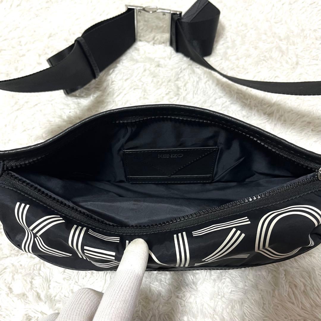 ✨入手困難✨ケンゾー KENZO ボディバッグ ウエストポーチ 黒 シルバー金具