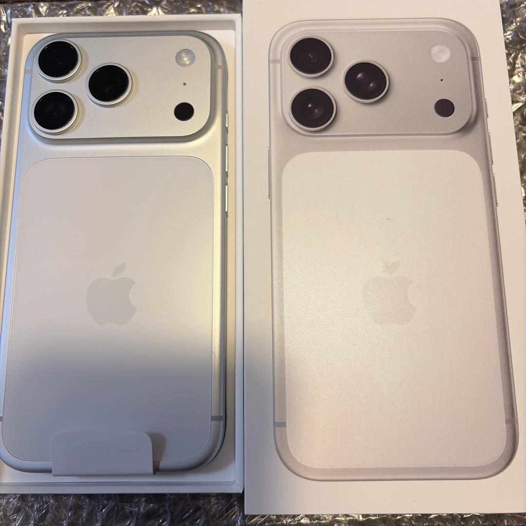 iPhone17pro 256GB シルバー 本体 新品未使用 simフリー