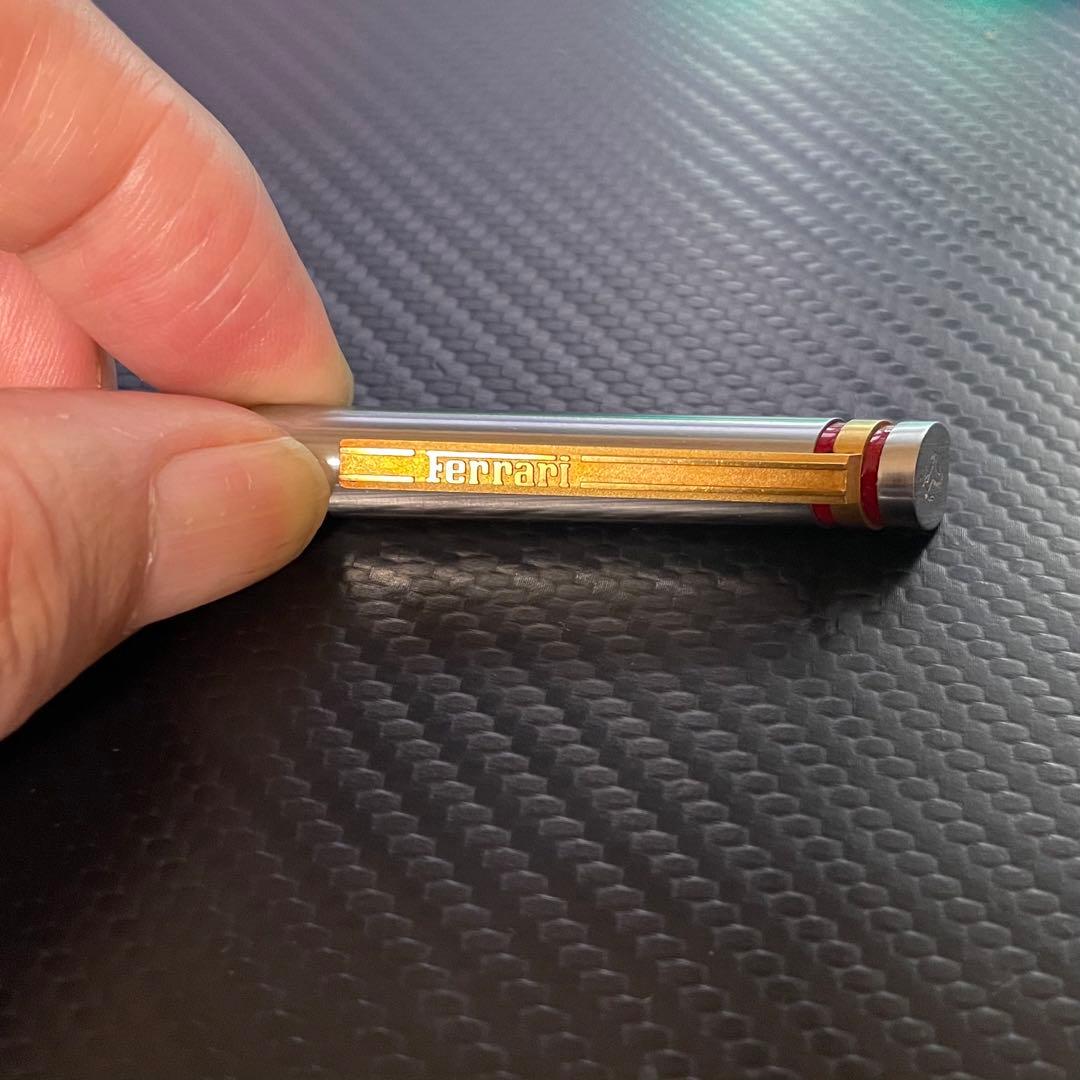 Ferrari メタリックボールペン