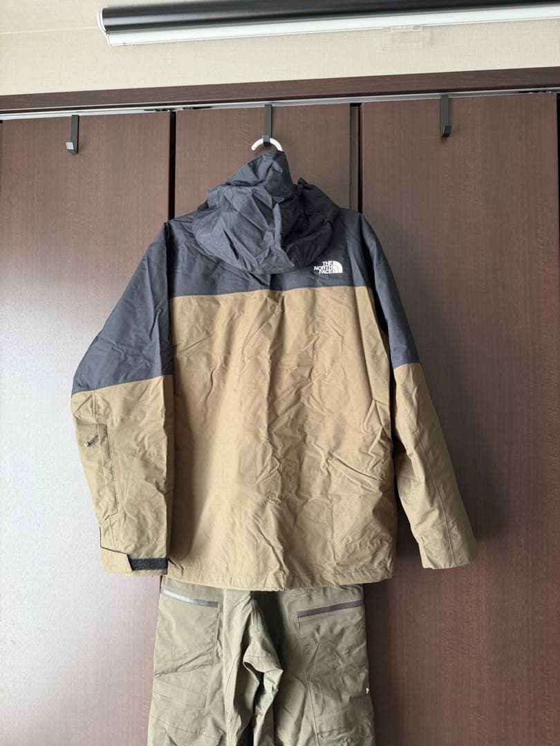 ノースフェイス  Jacket / bib