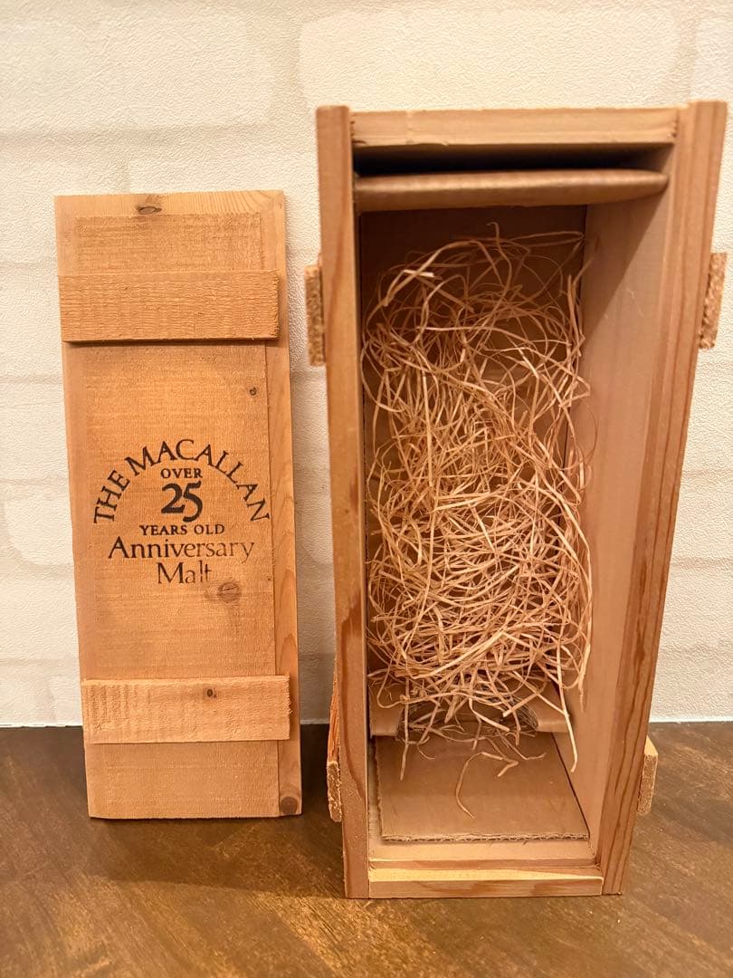 マッカラン25年 アニバーサリー モルト 【空箱】