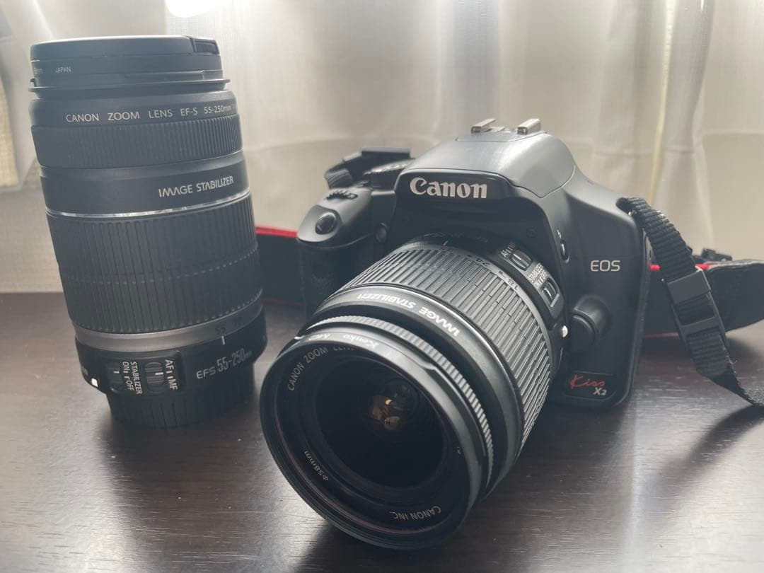 Canon EOS KISS X2 ダブルズームレンズ付き