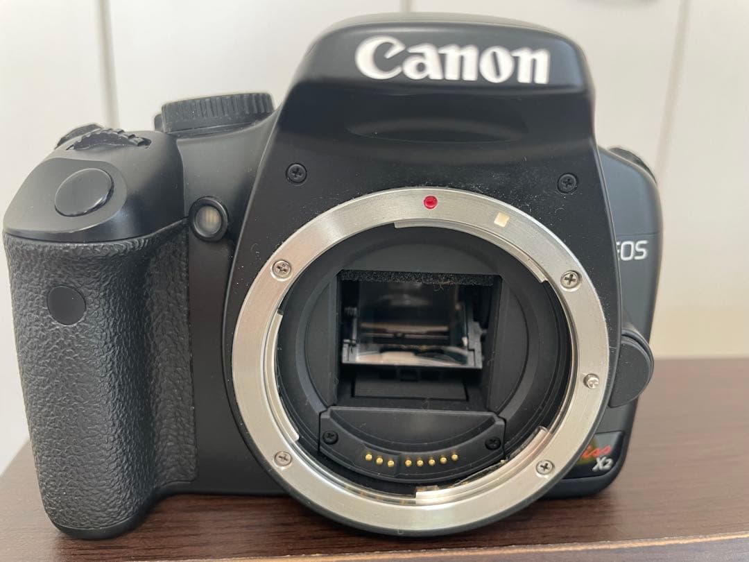 Canon EOS KISS X2 ダブルズームレンズ付き