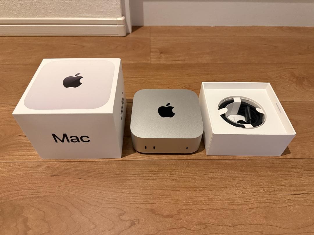 Apple M4 Mac mini (シルバー) RAM16GB 256GB