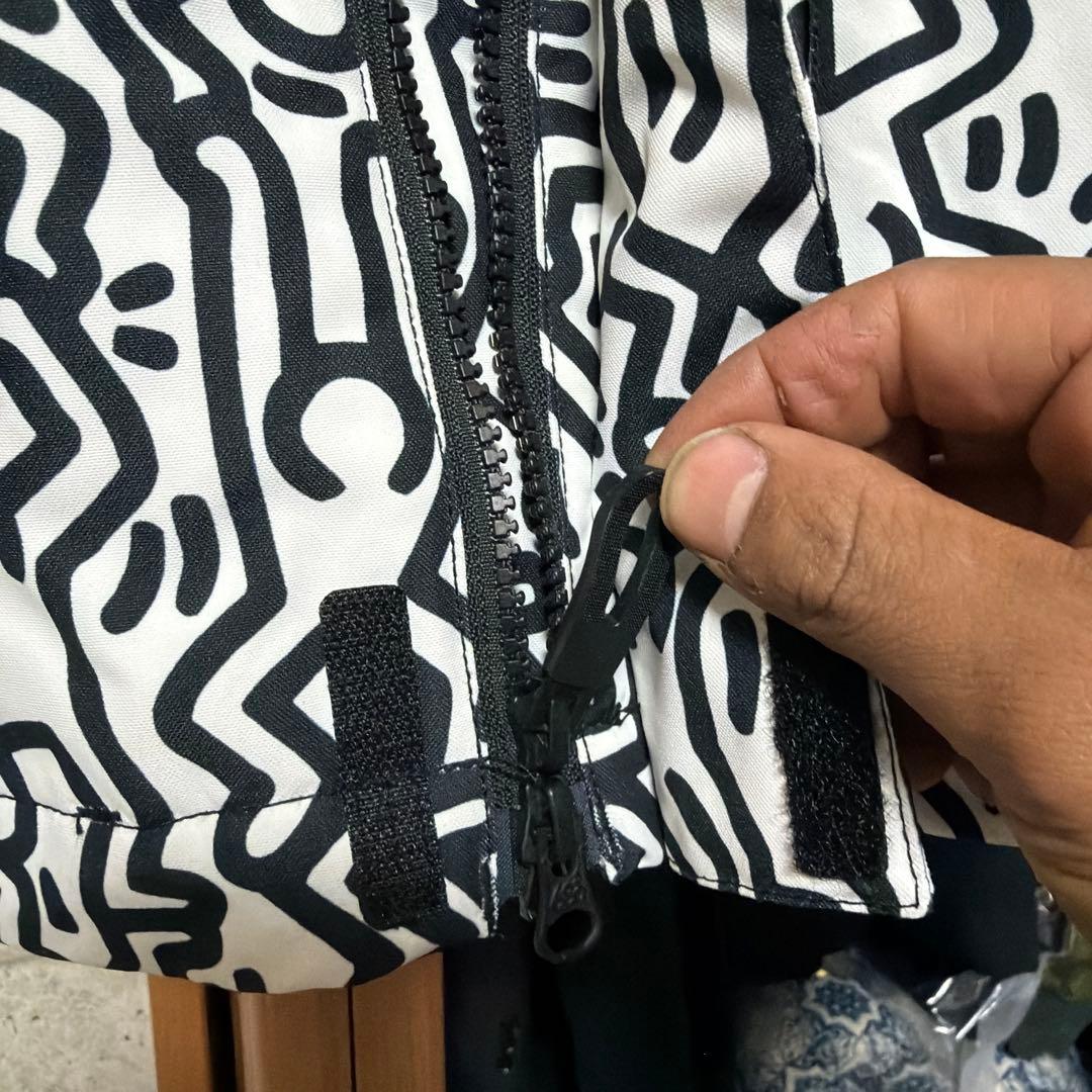 686スノボウェア　Keith Haring（キースヘリング）