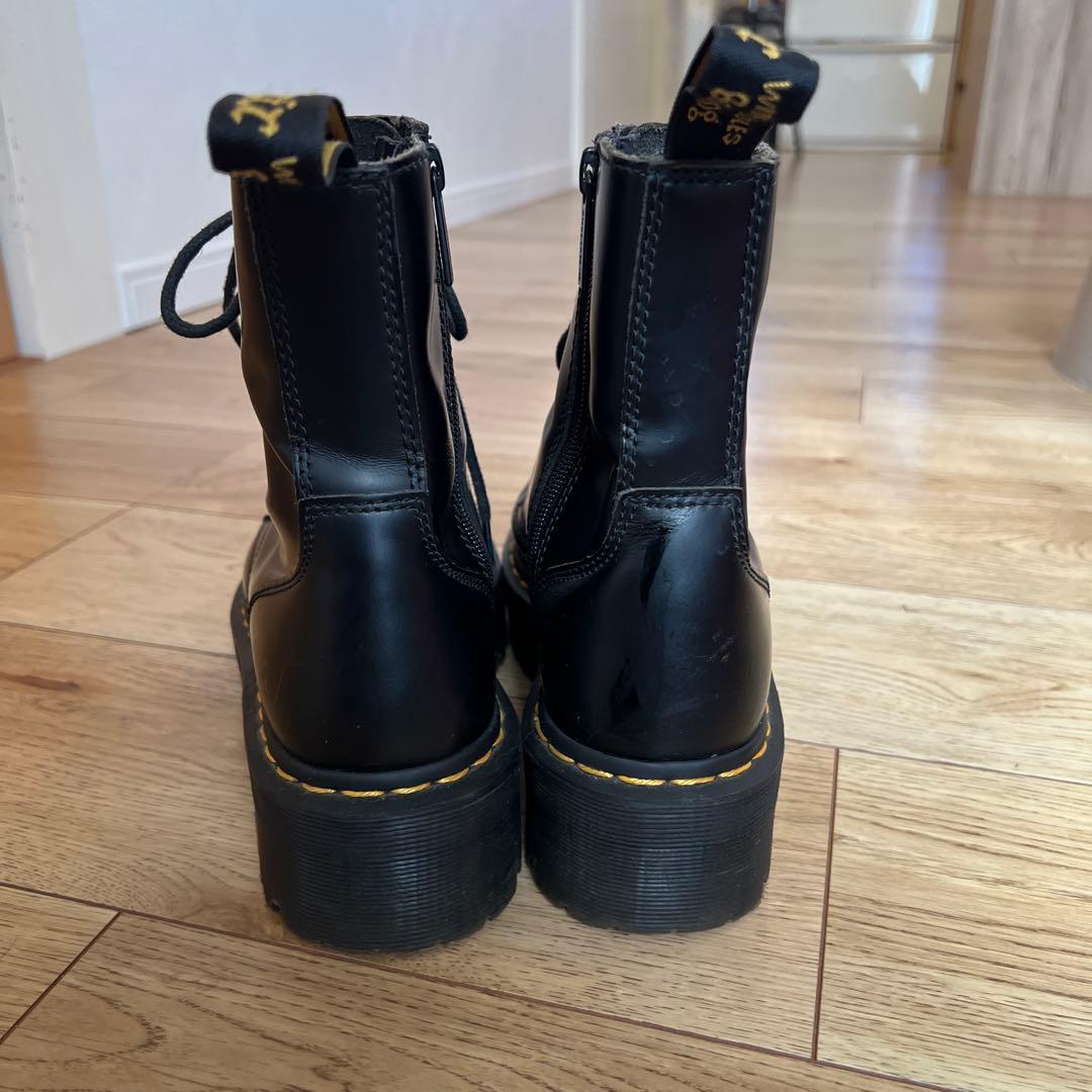 ドクターマーチン　厚底ブーツ