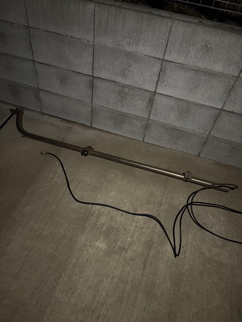 パイプアンテナステー　トラック