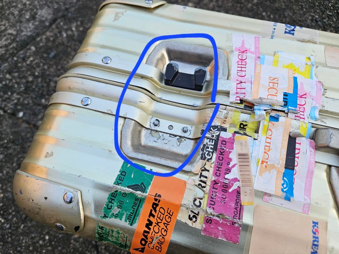 【週末ラストSale】(難有)RIMOWA(リモワ)TOPASゴールド63L