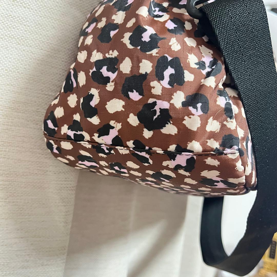 レスポートサック　ハーパー　ボストンバッグ　花びら柄　ピンク　2way