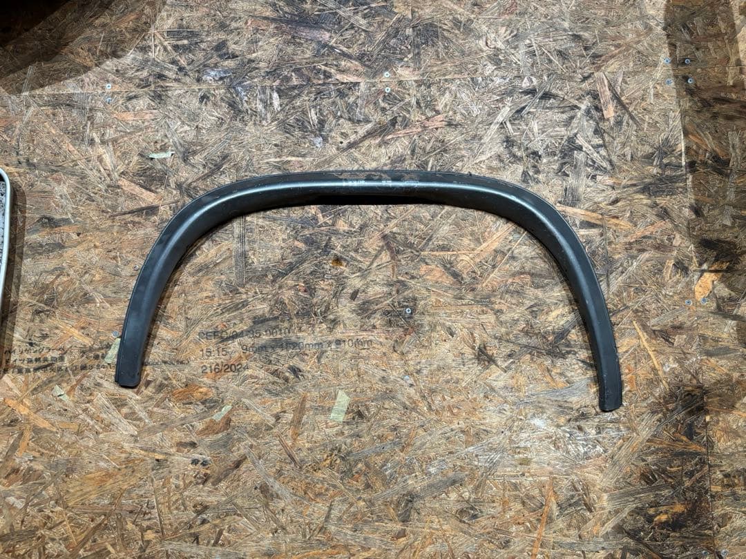 ハイラックス　ホットカンパニー　オーバーフェンダー