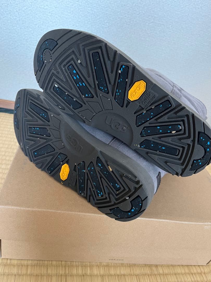 ugg クラシック ショート ウォータープルーフ 23cm