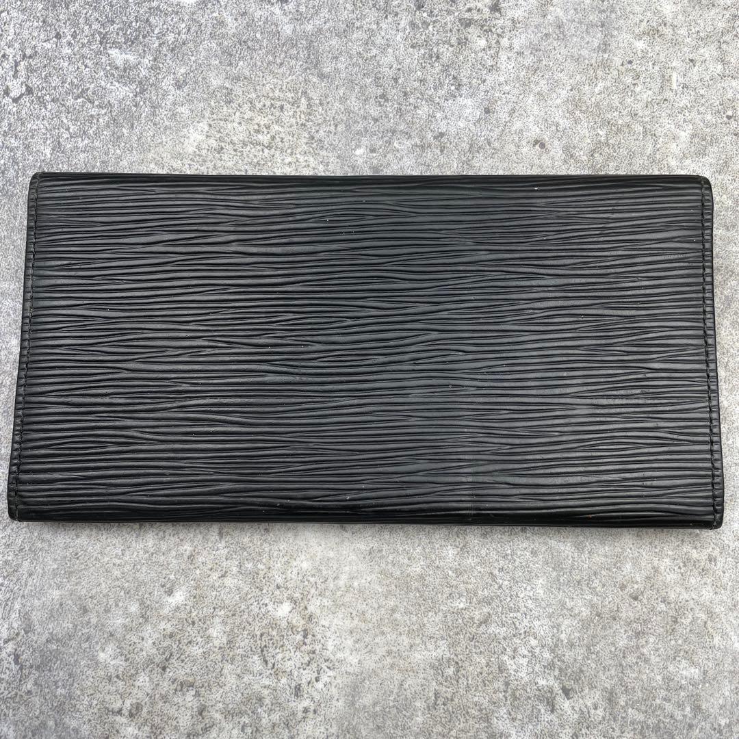 【微美品】ルイヴィトン　長財布　折り財布　エピ　ノワール　黒　ブラック