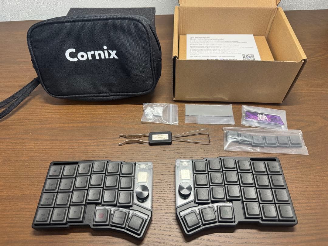 cornix lp 無線分割キーボード Black