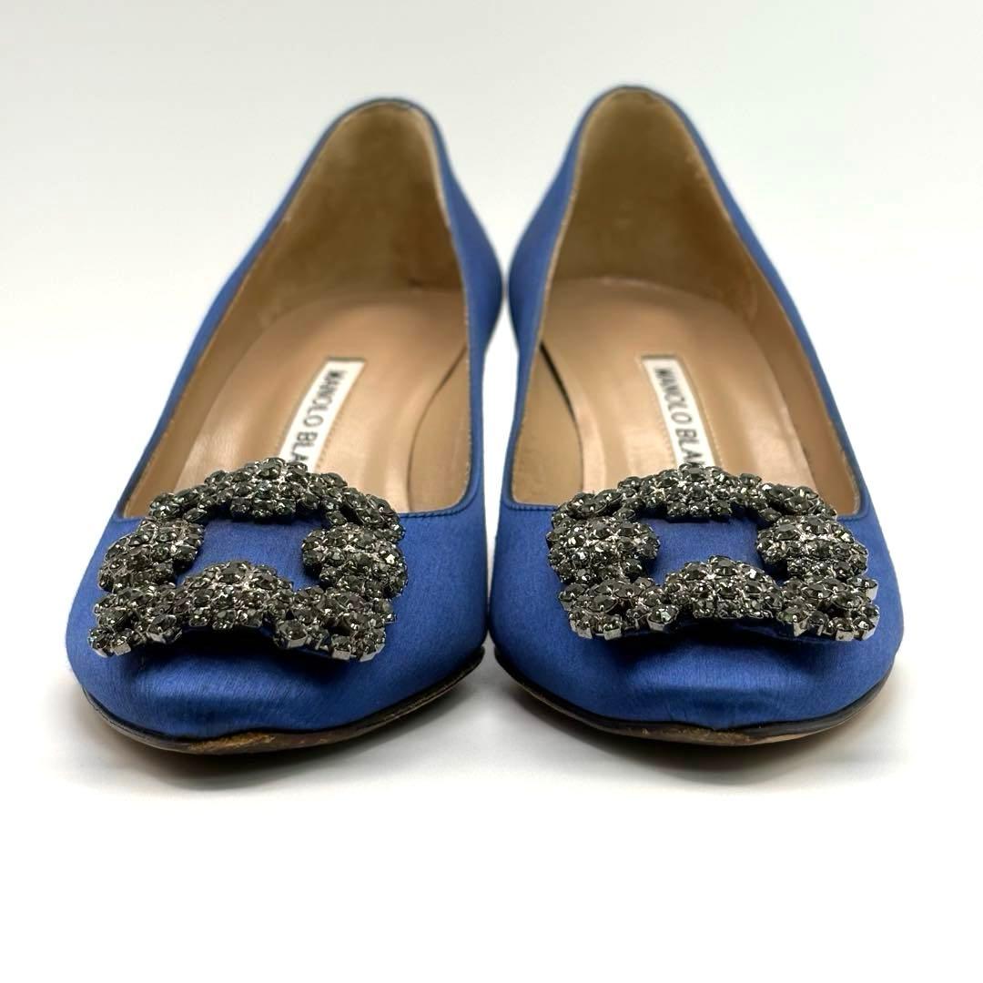 【美品】マノロブラニク　ハンギシ　ロイヤルブルー　サテンパンプス