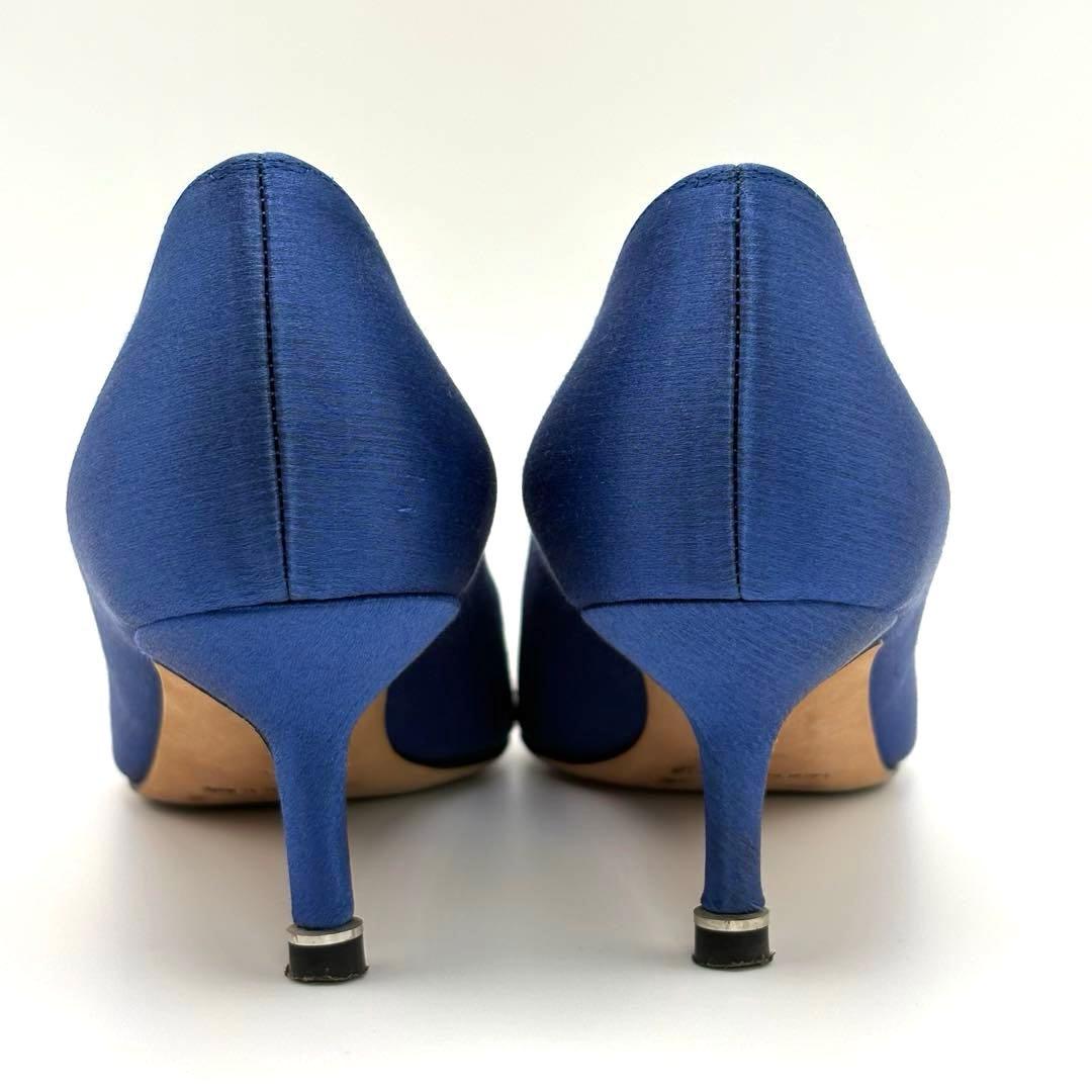 【美品】マノロブラニク　ハンギシ　ロイヤルブルー　サテンパンプス