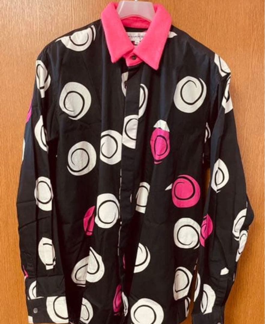 コムデギャルソン　円形模様 長袖シャツ 黒 ピンク