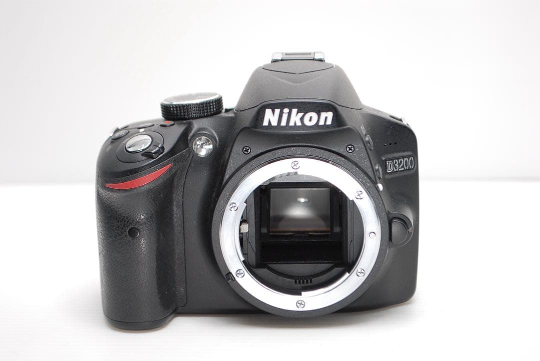 ❤️極美品❤️Nikon D3200 ダブルレンズセット 望遠レンズ付き 高画質