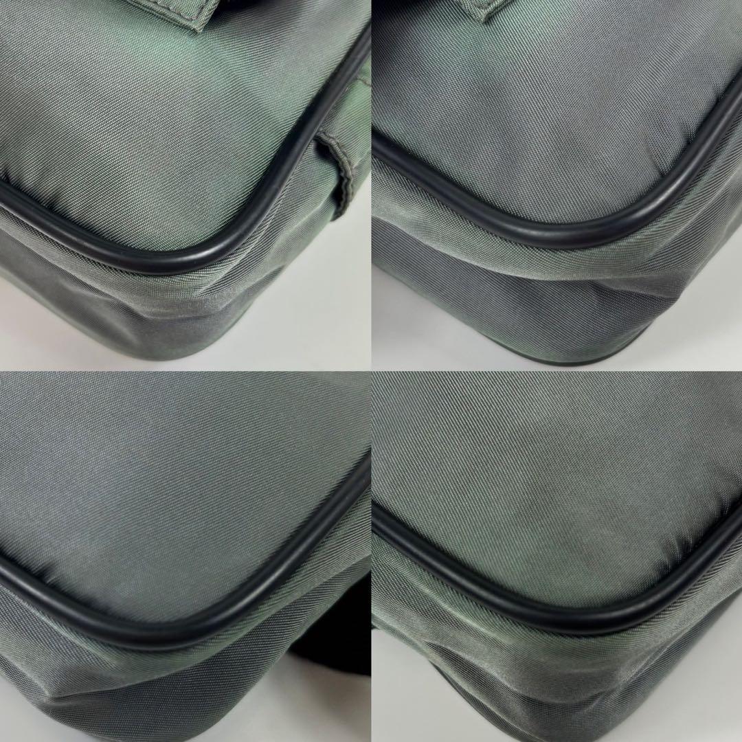 希少✨PRADA ウエストポーチ　ボディーバッグ カーキ　ナイロン