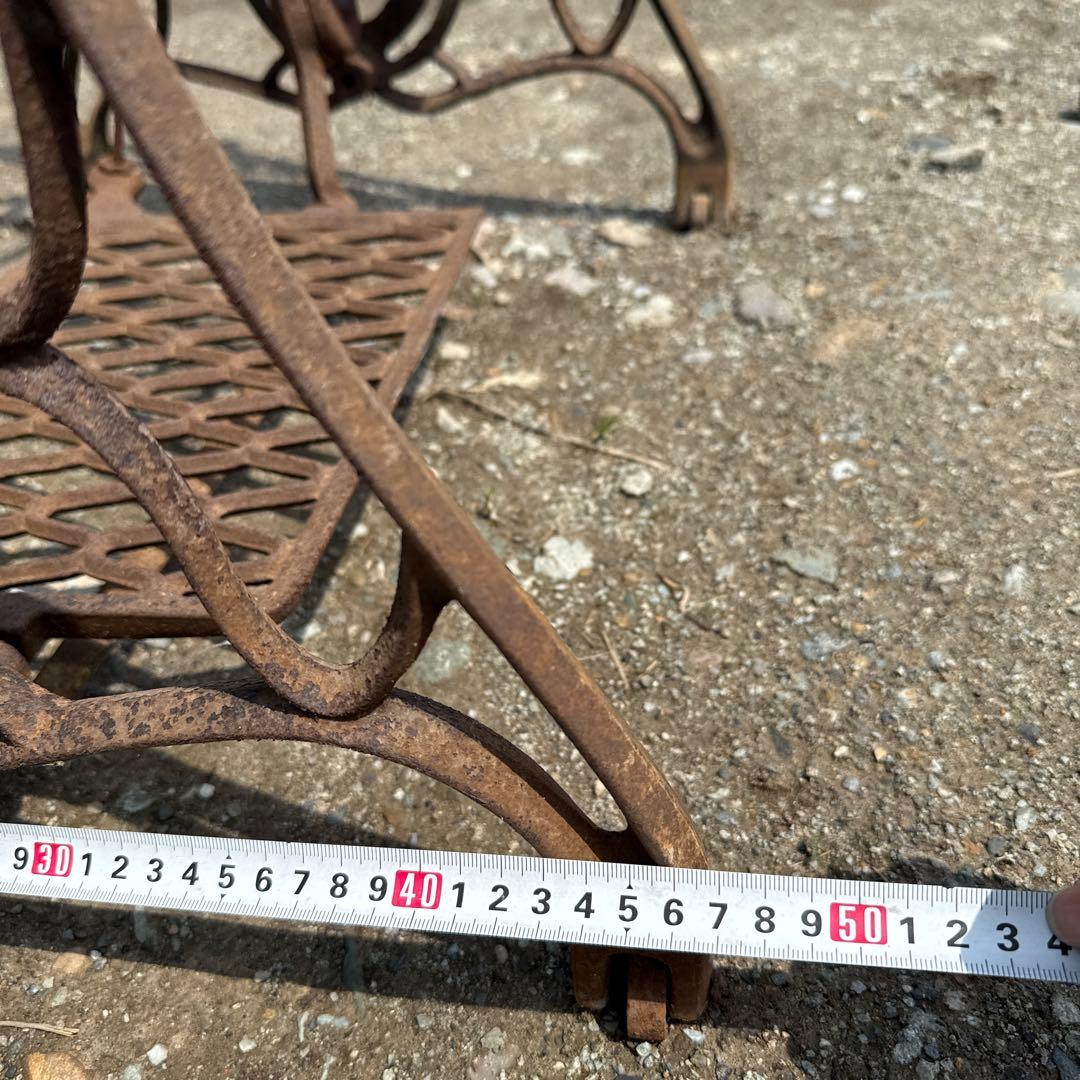 ＆激レア SPECIAL足踏みミシン ミシン脚 網目 古鉄 アンティーク 現状品