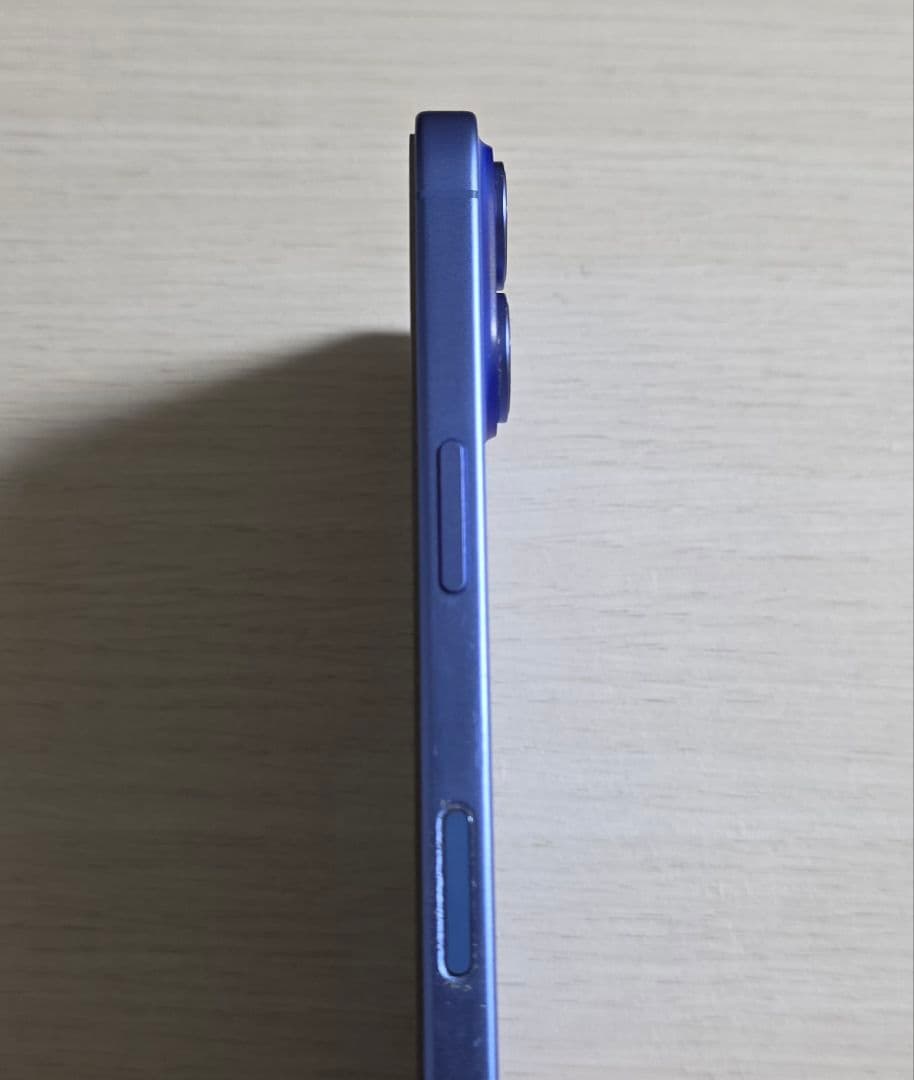 iPhone16　256GB　SIMフリー　ウルトラマリン