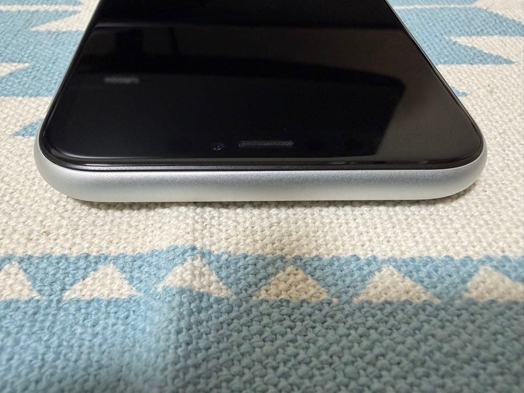 Apple iPhone XR ホワイト 本体