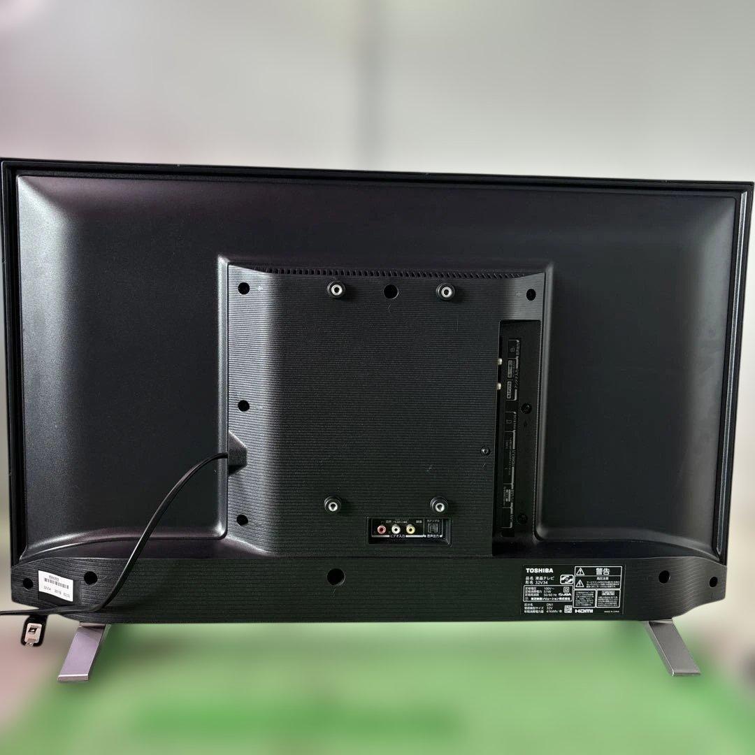 TOSHIBA 32V34 液晶テレビ 32インチ BS、CSアンテナ付き