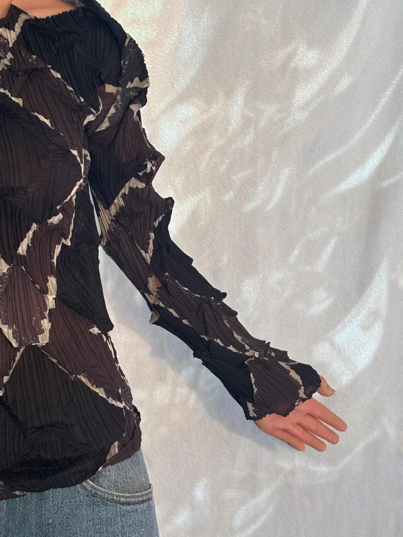 ISSEY MIYAKE ライン柄 変形 立体プリーツ M