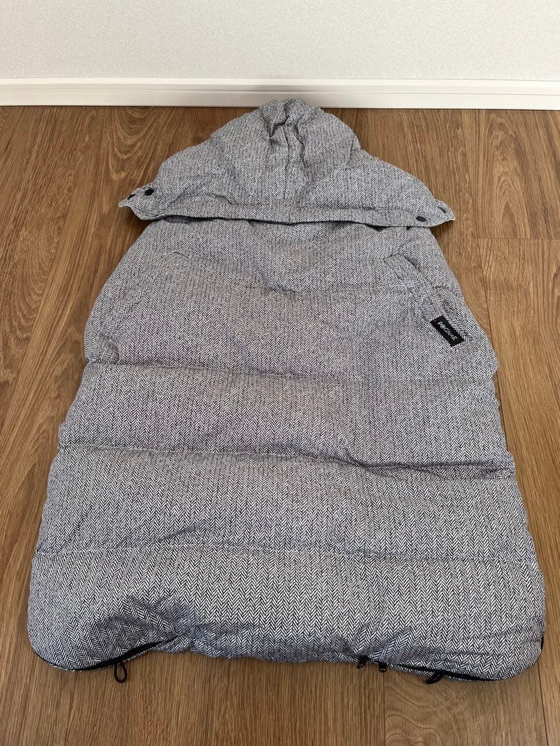 POGNAE ポグネー　防寒ケープ　ハンガリーグースダウン