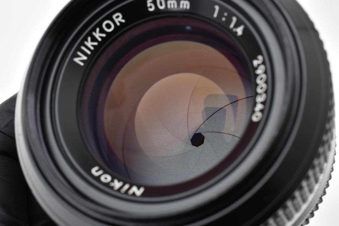 動確済 超美品 ニコン nikon F2 +50mm f/1.4 Ai #695