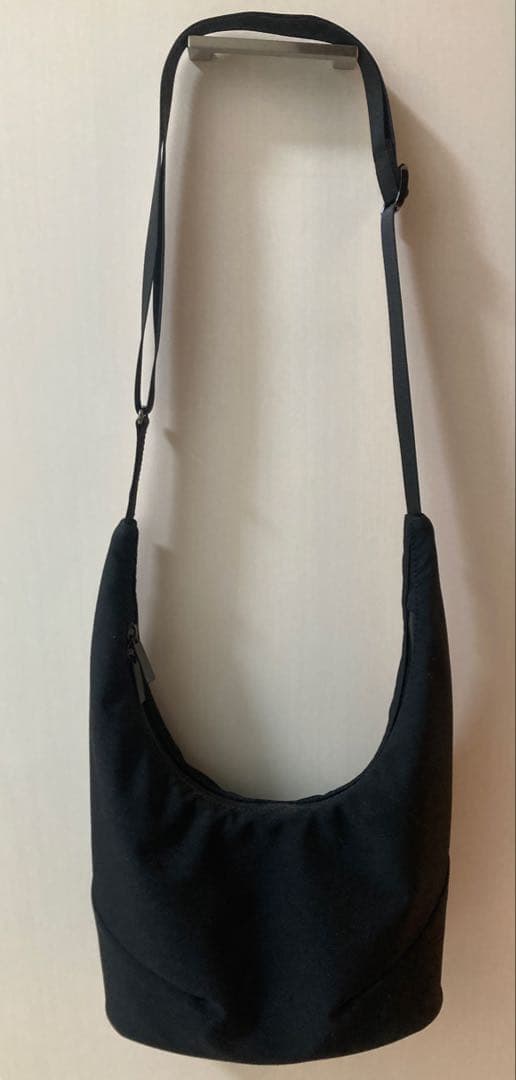 【ヨウジヤマモト】WOOL GABARDINE TAPE SACOCHE